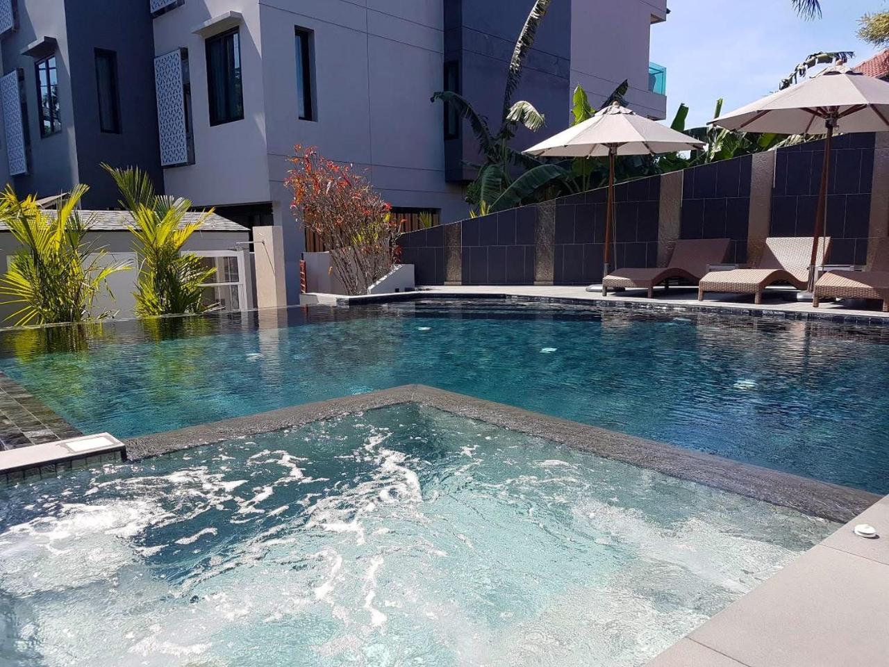 Searocco Phuket Apartment Patong Bagian luar foto